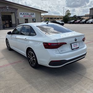 VOLKSWAGEN JETTA SPORT - 5