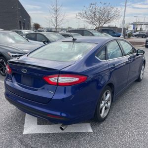 FORD FUSION SE - 8