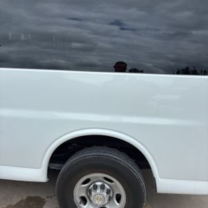 CHEVROLET EXPRESS LT 3500 - 5