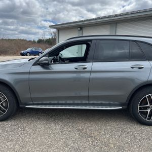 MERCEDES-BENZ GLC - 4