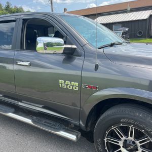 2017 RAM 1500 LARAMIE — миниатюра 13