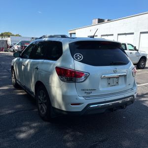 2015 Nissan PATHFINDER SL 照片 5