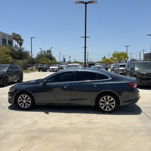 2021 Chevrolet MALIBU LT — фото 3
