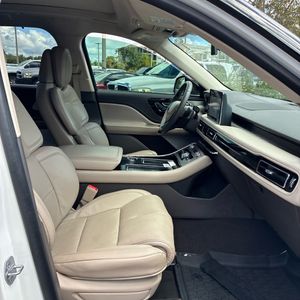 2022 Lincoln AVIATOR RESERVE 照片 32
