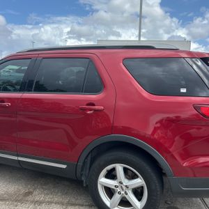 FORD EXPLORER XLT - 6