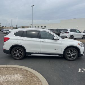 BMW X1 XDRIVE28I - 10