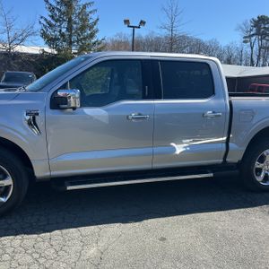 FORD F-150 LARIAT - 4