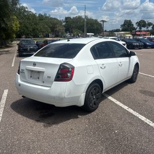 NISSAN SENTRA 2.0 - 8
