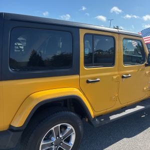 JEEP WRANGLER UNLIMITED SAHARA - 9