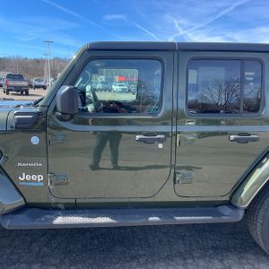 JEEP WRANGLER UNLIMITED UNLIMITED SAHARA 4X4 - 4