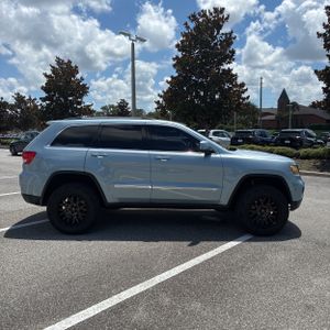 صورة 10 لـ 2012 JEEP GRAND CHEROKEE LAREDO