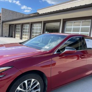 صورة 2 لـ 2022 Lexus ES 350 BASE
