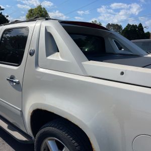 CHEVROLET AVALANCHE LTZ BLACK DIAMOND - 6