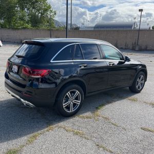 MERCEDES-BENZ GLC - 7