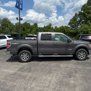 FORD F-150 XLT - 10