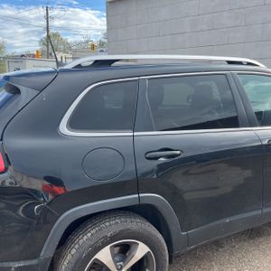 JEEP CHEROKEE LIMITED - 9