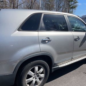 KIA SORENTO LX - 9