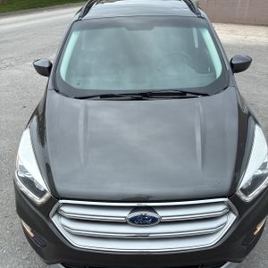 FORD ESCAPE SE - 9