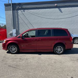 DODGE GRAND CARAVAN SXT - 3