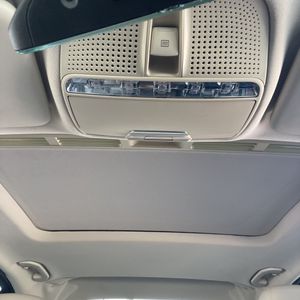 2021 Mercedes-BENZ C-CLASS thumbnail 40