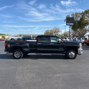 CHEVROLET SILVERADO 3500HD LTZ - 9