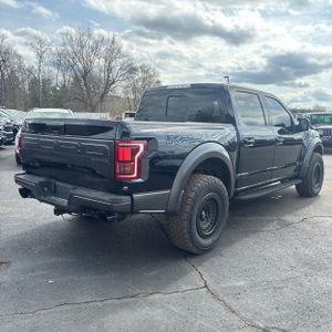 FORD F-150 RAPTOR - 8