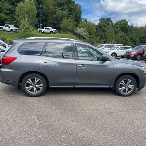 صورة 10 لـ 2017 Nissan PATHFINDER SV