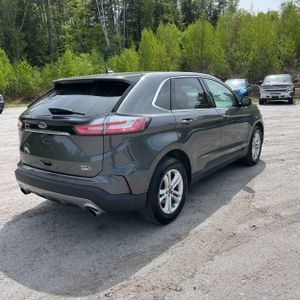 FORD EDGE SEL - 8