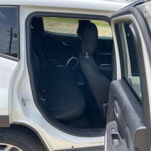 2018 JEEP RENEGADE LATITUDE — миниатюра 35