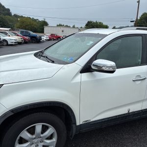 2011 KIA SORENTO LX 照片 2