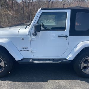 Jeep Wrangler Sahara - 4
