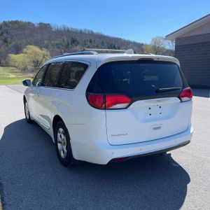 CHRYSLER PACIFICA TOURING-L PLUS - 5