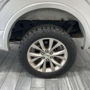 2017 FORD F-150 LARIAT — миниатюра 16