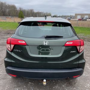 HONDA HR-V LX - 7