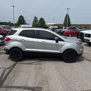 FORD ECOSPORT SE - 10