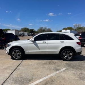 MERCEDES-BENZ GLC - 3