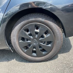 2012 Toyota PRIUS C TWO — миниатюра 18
