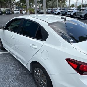 2020 KIA RIO LX photo 6