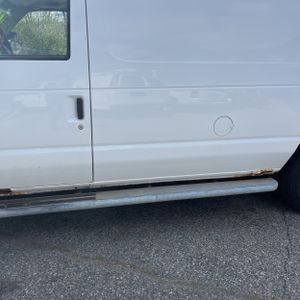 FORD E-SERIES E-250 - 4