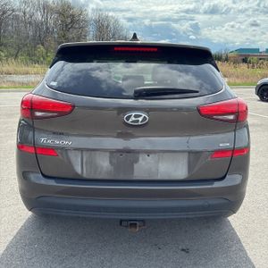 HYUNDAI TUCSON SE - 7
