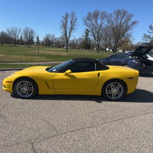 CHEVROLET CORVETTE BASE - 3