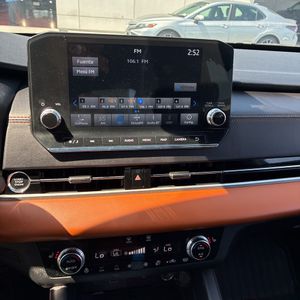 2024 Mitsubishi OUTLANDER SEL 缩略图 38