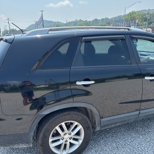صورة 9 لـ 2015 KIA SORENTO LX