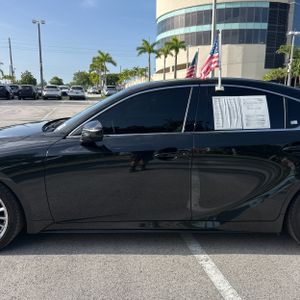 2025 Lexus IS 300 BASE — фото 4