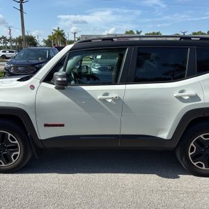 2015 JEEP RENEGADE TRAILHAWK — фото 4