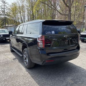 CHEVROLET SUBURBAN Z71 - 5