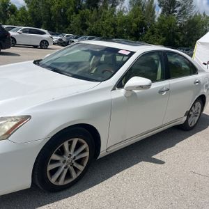صورة 2 لـ 2011 Lexus ES 350 BASE