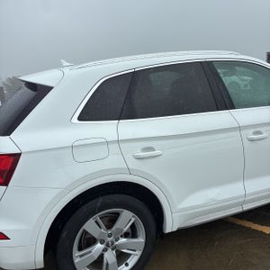 Audi Q5 45 Premium - 9