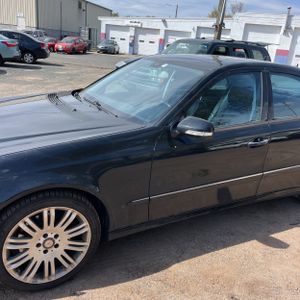 MERCEDES-BENZ E-CLASS - 2