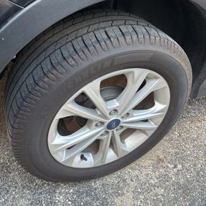 2017 FORD ESCAPE SE — фото 9